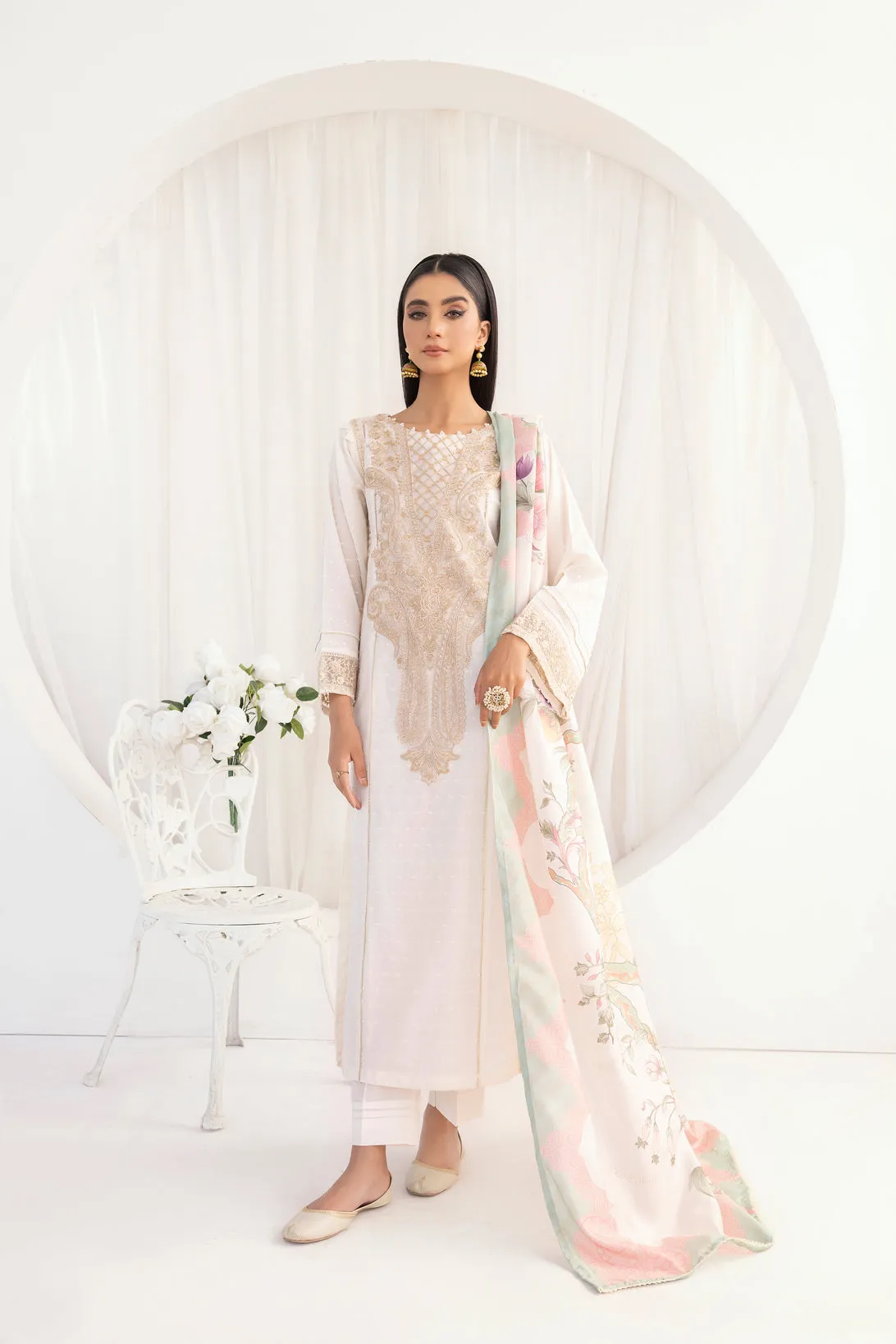 3PC HEMLINE EMBROIDERED LAWN DRESS 10