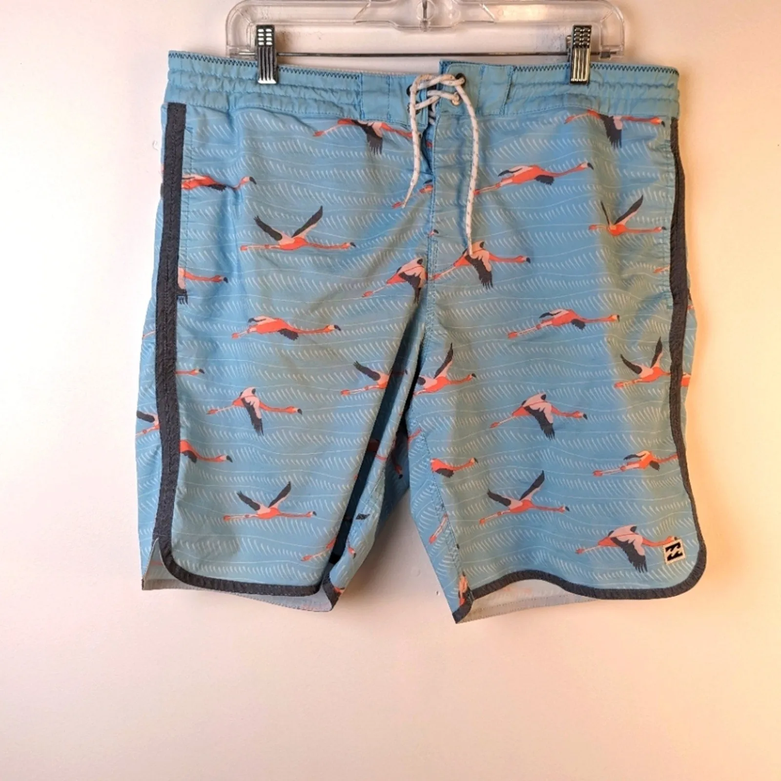 Billabong Lowtide Flamingo Board Shorts / 36
