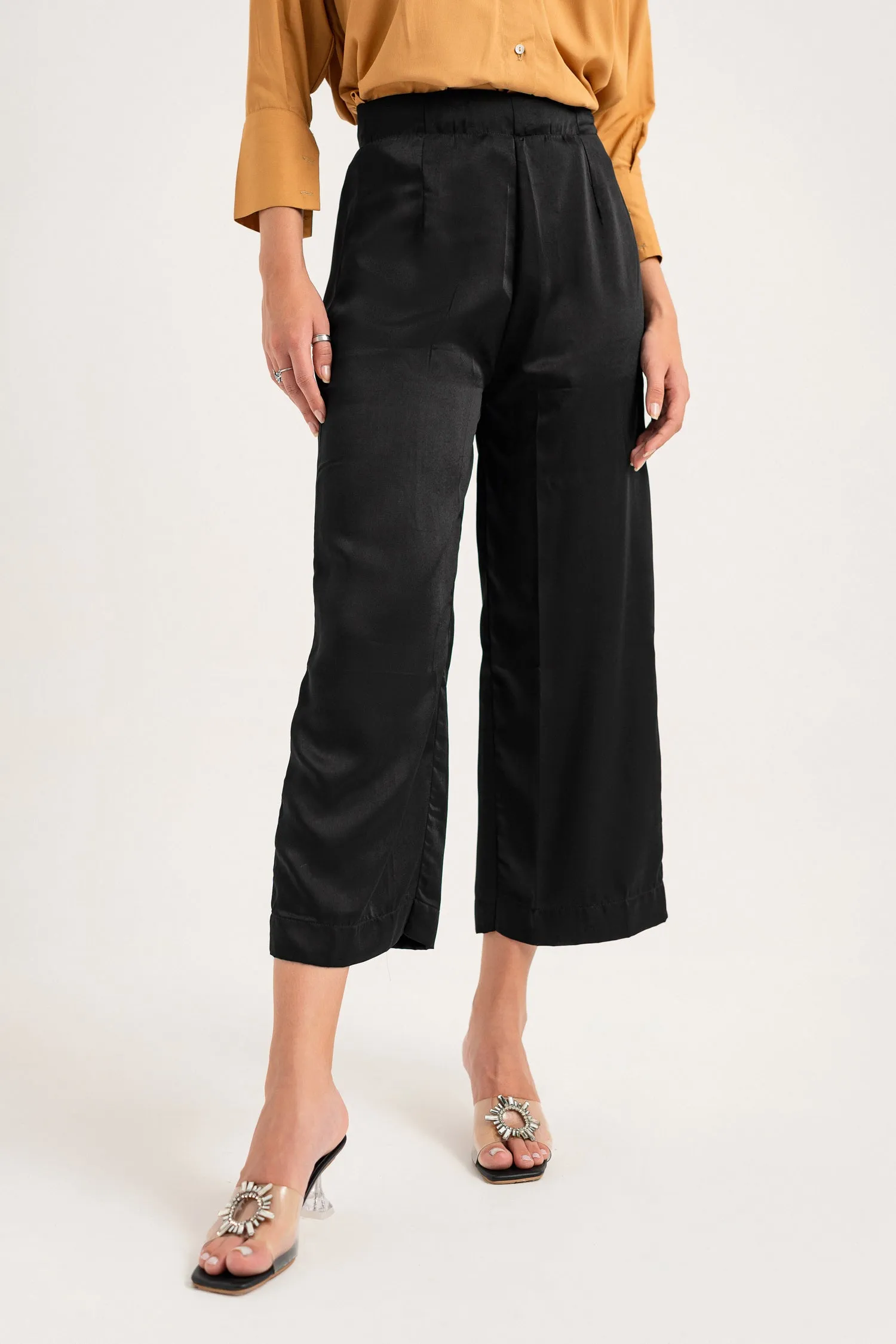 Black Wide Leg Mid Rise Trouser