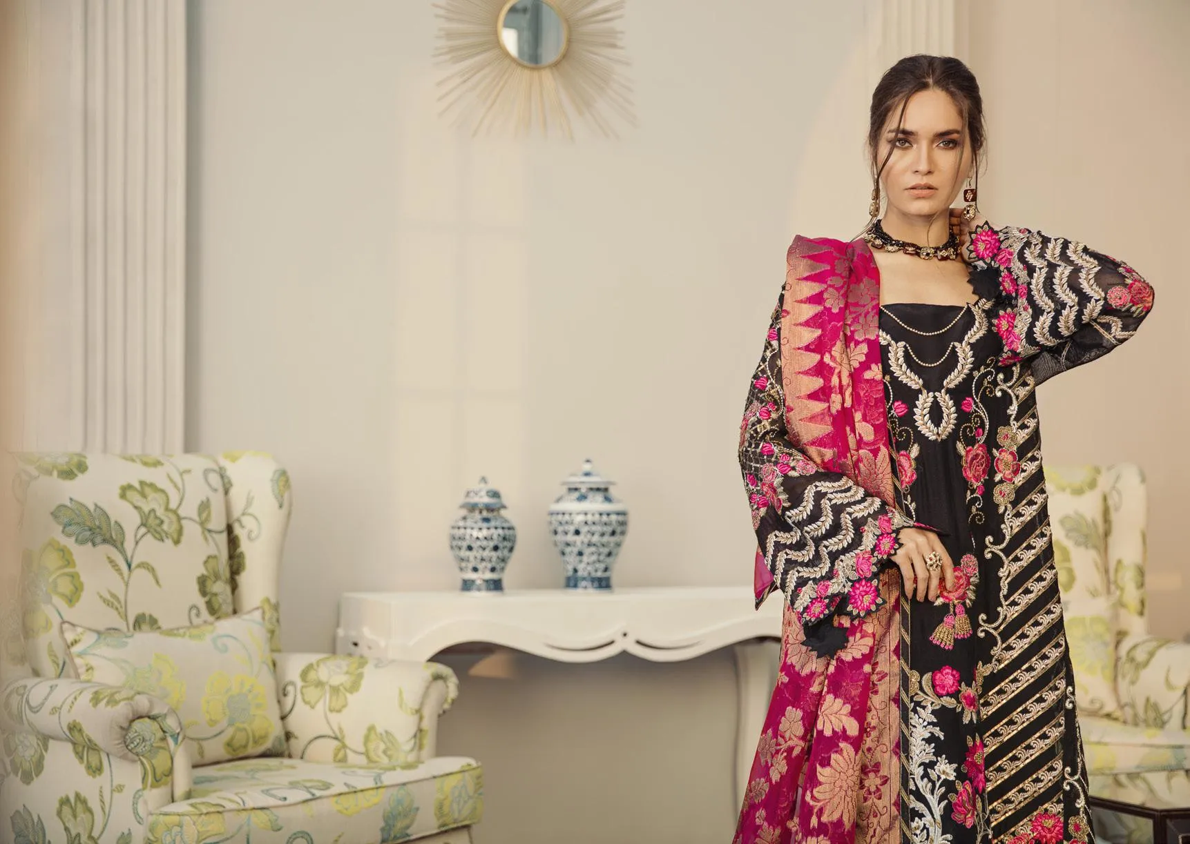 Rouche Luxe Collection 2020 – Black Mastery